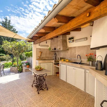 Charming Orchard Retreat With Pool Feriehus *